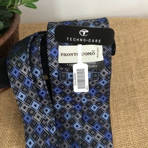 Pronto Uomo Men’s Geometric Patter Tie NWT - Picture 8 of 8